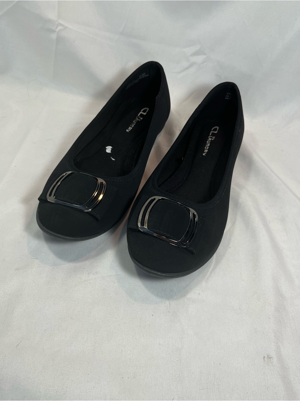 CL by Laundry Women's Black Ballet Flats with Decorative Buckle